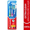 Colgate Extra Cleandil Temizleyicili Arka Dişlere Uzanan Orta Diş Fırçası 2+1