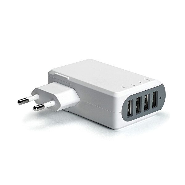 Celly TC4USB5A Seyahat Şarjı 4 USB'li Celly TC4USB5A Seyahat Şarjı 4 USB'li