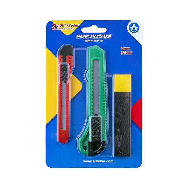 Akar Kırtasiye Maket Bıçağı 9 Mm+18 Mm 3+3 Ydk Blıster